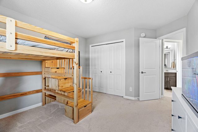 16547 Draft Horse Boulevard, Lakeville, MN 55044