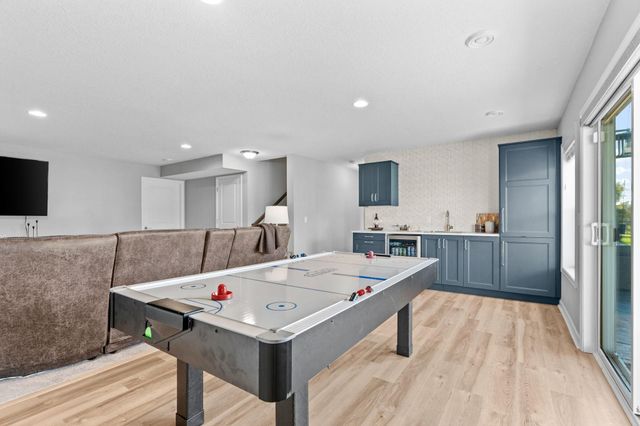 16547 Draft Horse Boulevard, Lakeville, MN 55044