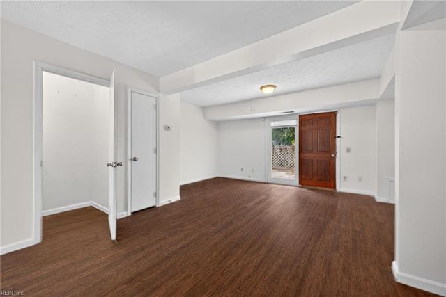 395 Francisco WAY, Newport News, VA 23601
