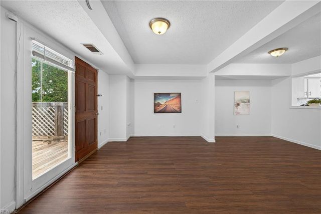 395 Francisco WAY, Newport News, VA 23601