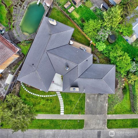 6116 Oakhurst RD S, Seattle, WA 98118