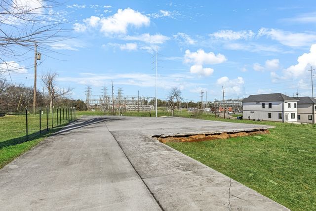 123 E Campbell Rd, Madison, TN 37115