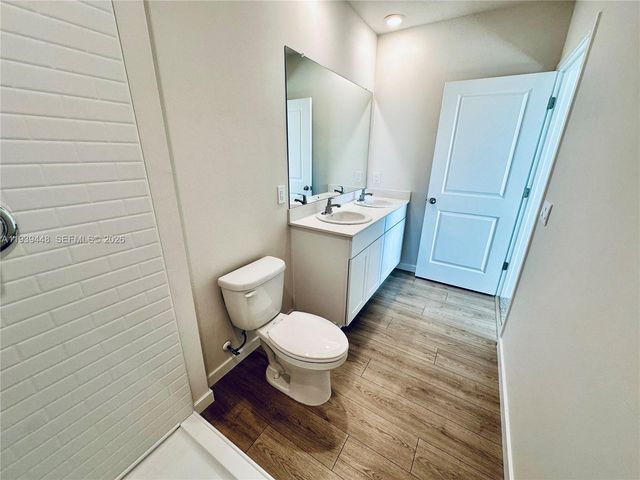 8459 Everly Preserve Dr, Lehigh Acres, FL 33971