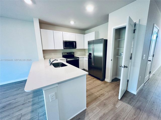 8459 Everly Preserve Dr, Lehigh Acres, FL 33971