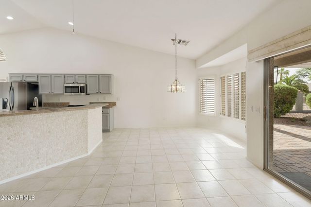9117 E DIAMOND Drive, Sun Lakes, AZ 85248