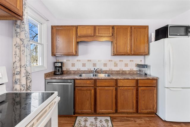 2510 Springmont Avenue, Kalamazoo, MI 49008