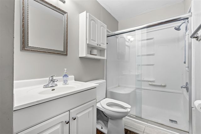 2510 Springmont Avenue, Kalamazoo, MI 49008