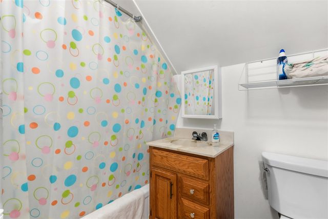 2510 Springmont Avenue, Kalamazoo, MI 49008