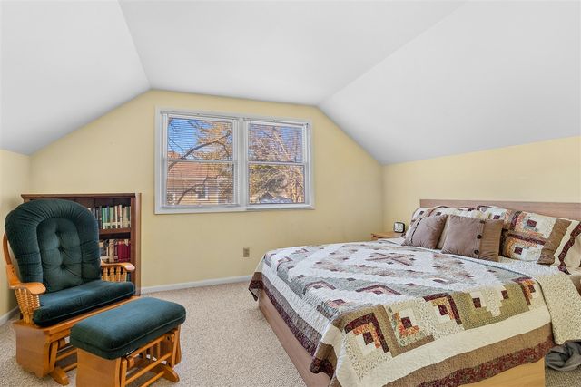 2510 Springmont Avenue, Kalamazoo, MI 49008