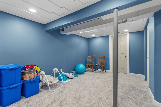 2510 Springmont Avenue, Kalamazoo, MI 49008