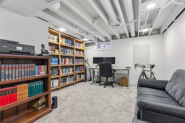 2510 Springmont Avenue, Kalamazoo, MI 49008