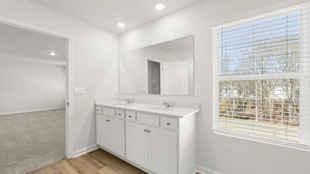 65 King Village, Braselton, GA 30517