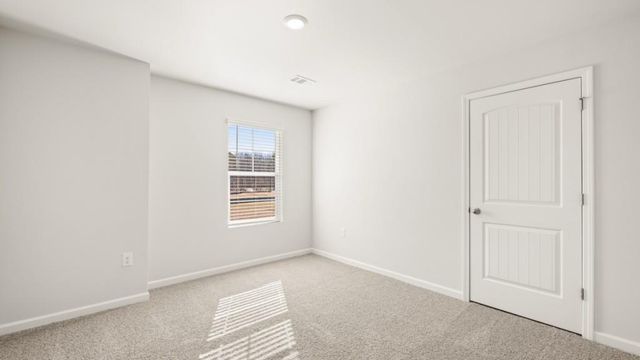 65 King Village, Braselton, GA 30517