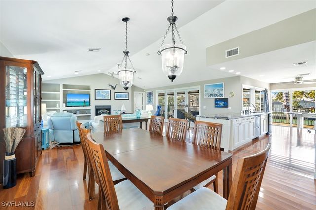 610 Partridge CT, Marco Island, FL 34145