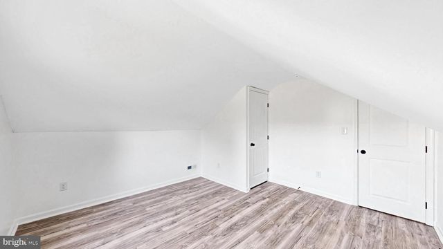 10 NEWARK CIR, Dover, DE 19904