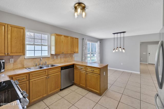 980 N VOLUSIA Street, St. Augustine, FL 32084