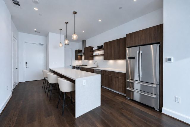 1211 Caroline Street 1604, Houston, TX 77002