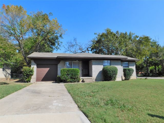 929 Manhattan Drive, Denton, TX 76209
