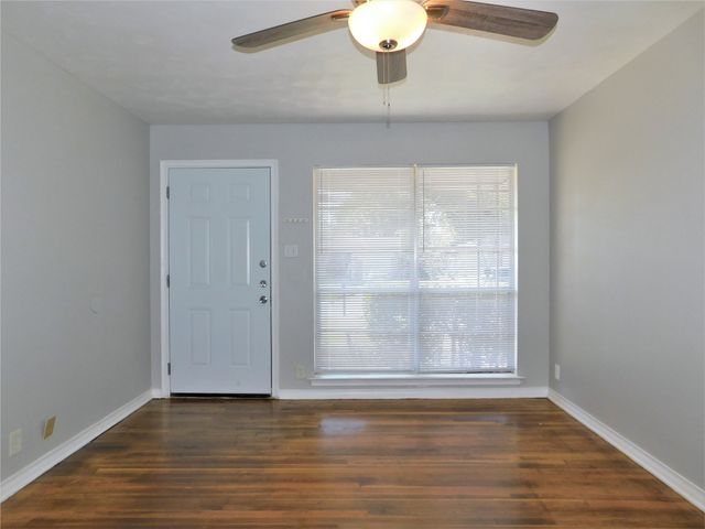 929 Manhattan Drive, Denton, TX 76209