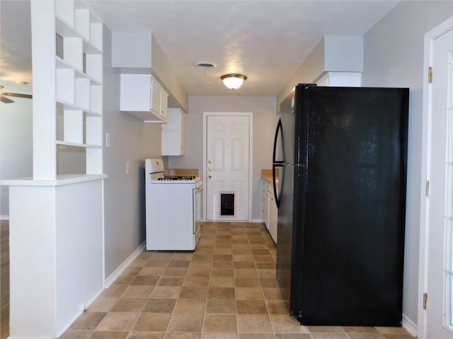 929 Manhattan Drive, Denton, TX 76209