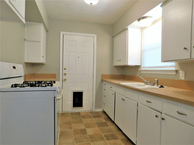 929 Manhattan Drive, Denton, TX 76209