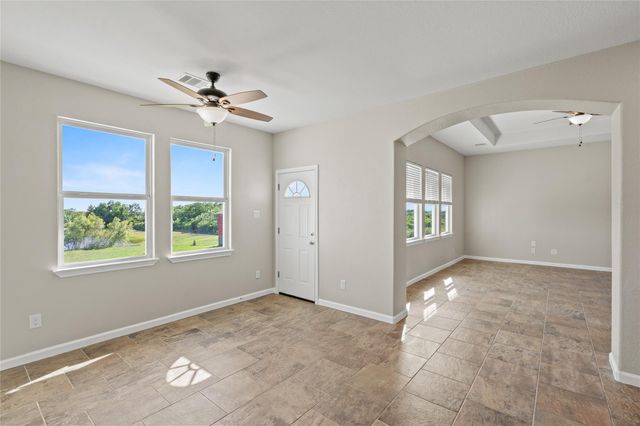 10015 S Redfish Drive, Hitchcock, TX 77563