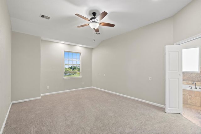 10015 S Redfish Drive, Hitchcock, TX 77563