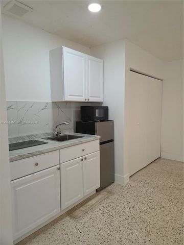 3146 NW 29th Street 2, Miami, FL 33142