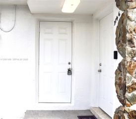 3146 NW 29th Street 2, Miami, FL 33142