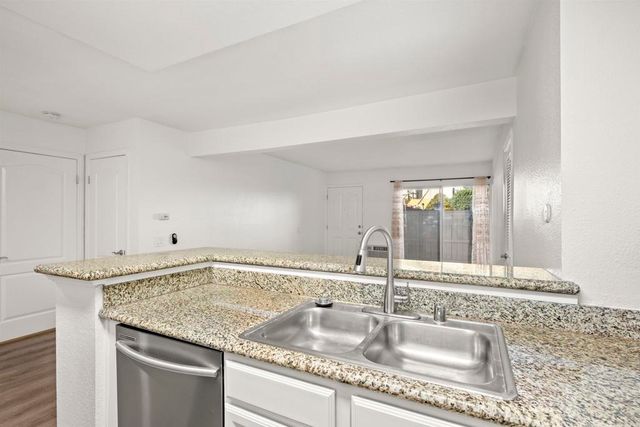 7717 Margerum Avenue 124, San Diego, CA 92120