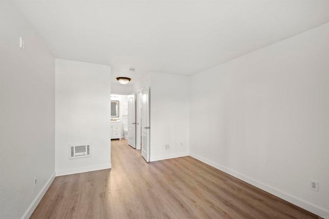 7717 Margerum Avenue 124, San Diego, CA 92120