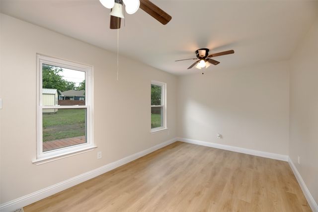 1413 Hill Street, Grapevine, TX 76051