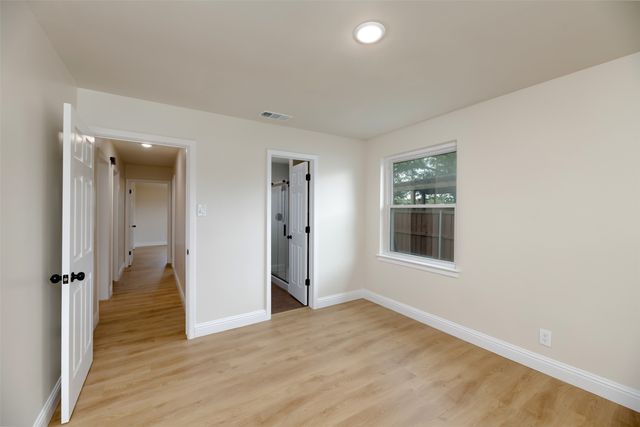 1413 Hill Street, Grapevine, TX 76051