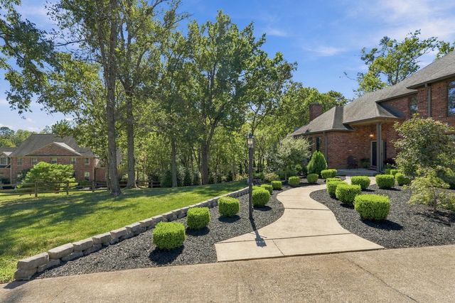 102 Dogwood Circle, Richmond, KY 40475