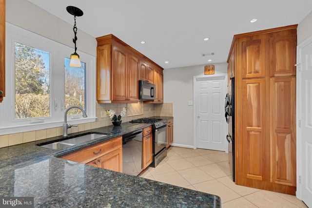 7239 DEVEREUX CT, Alexandria, VA 22315