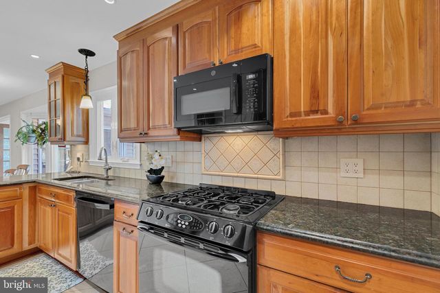 7239 DEVEREUX CT, Alexandria, VA 22315