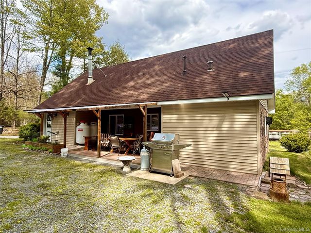 23 Woodland Way, Smallwood, NY 12778