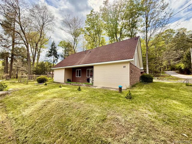 23 Woodland Way, Smallwood, NY 12778
