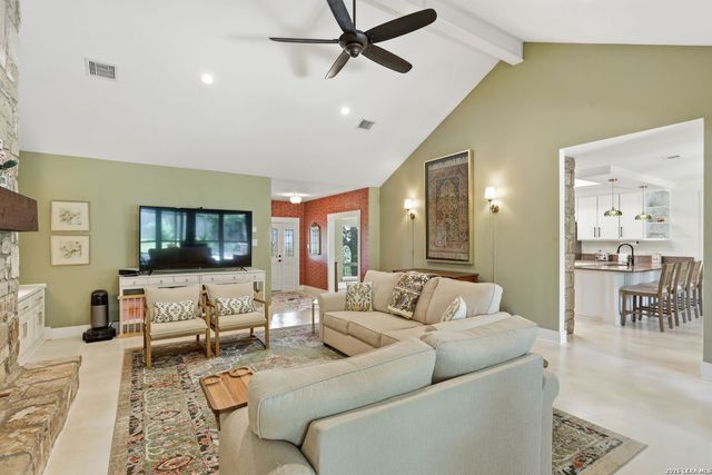 19319 Strauss, San Antonio, TX 78256