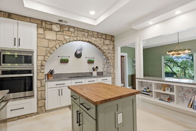 19319 Strauss, San Antonio, TX 78256