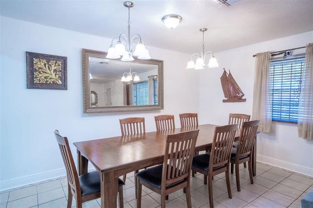 2504 4Th Ave Avenue, Lake Charles, LA 70601