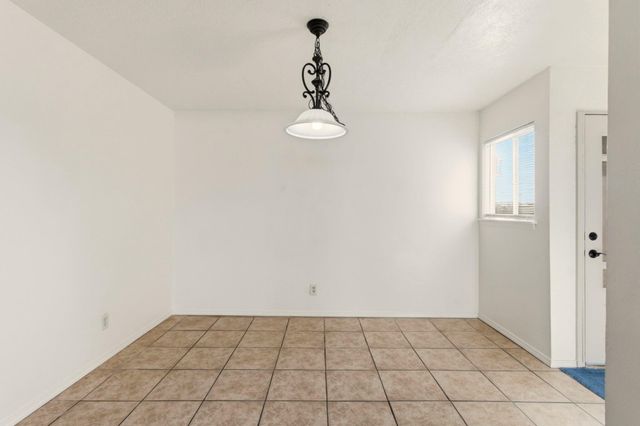 5741 Hanover Road NW, Albuquerque, NM 87105