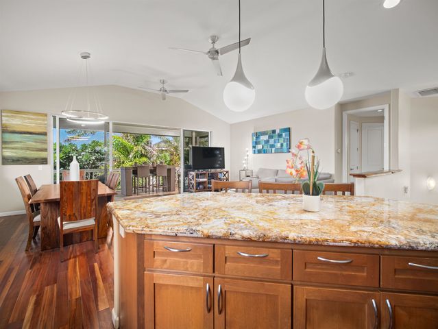 94 Laukahi St, Kihei, HI 96753