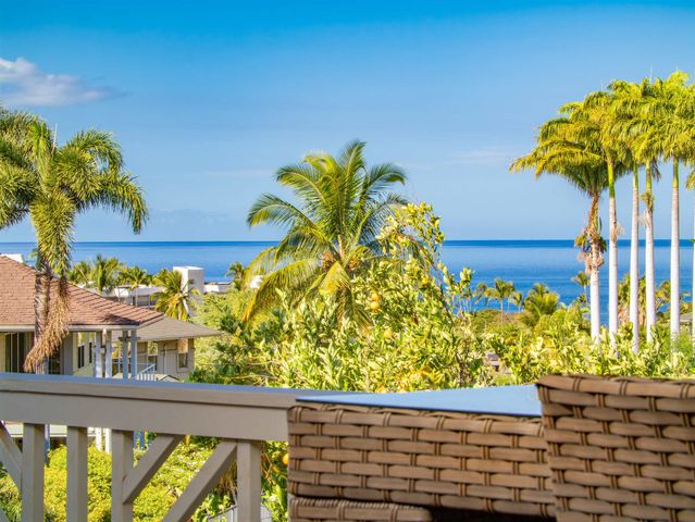 94 Laukahi St, Kihei, HI 96753