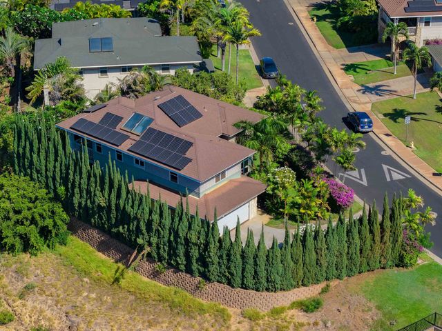 94 Laukahi St, Kihei, HI 96753