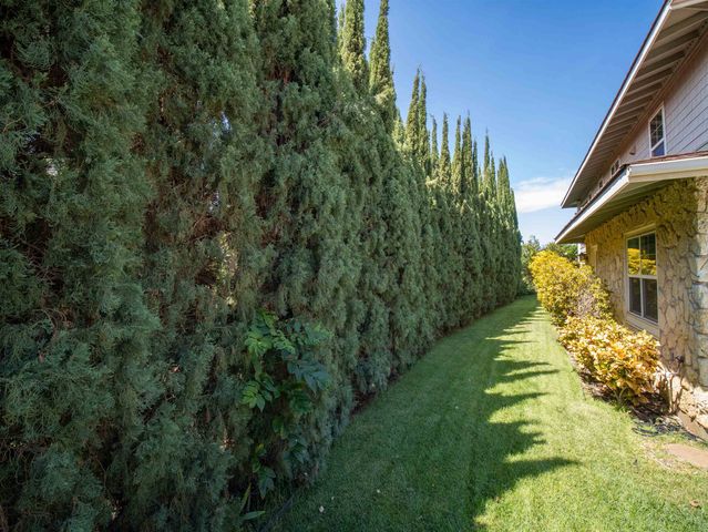 94 Laukahi St, Kihei, HI 96753