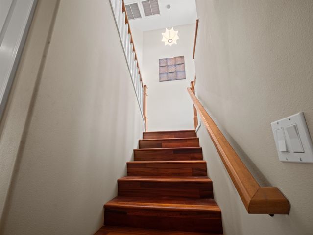 94 Laukahi St, Kihei, HI 96753