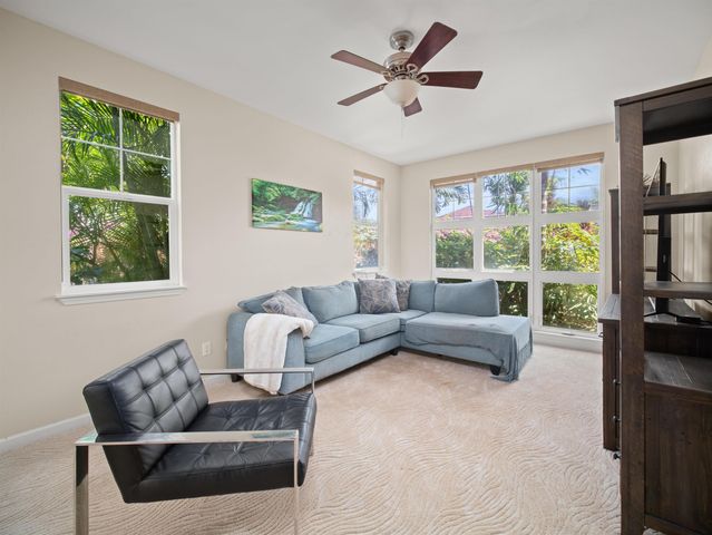 94 Laukahi St, Kihei, HI 96753