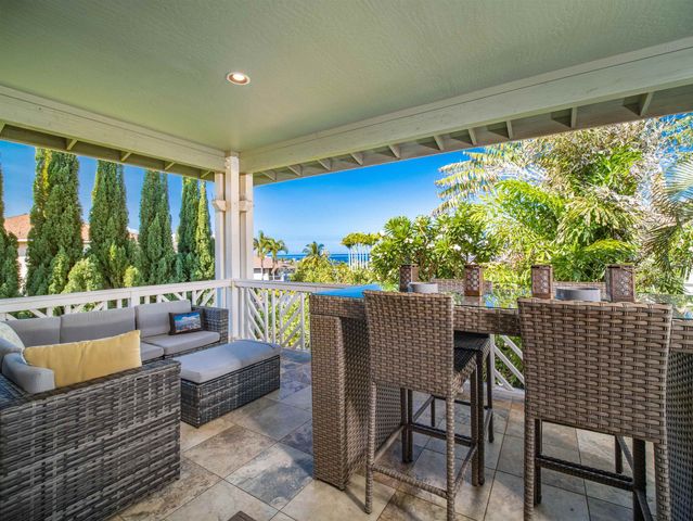 94 Laukahi St, Kihei, HI 96753