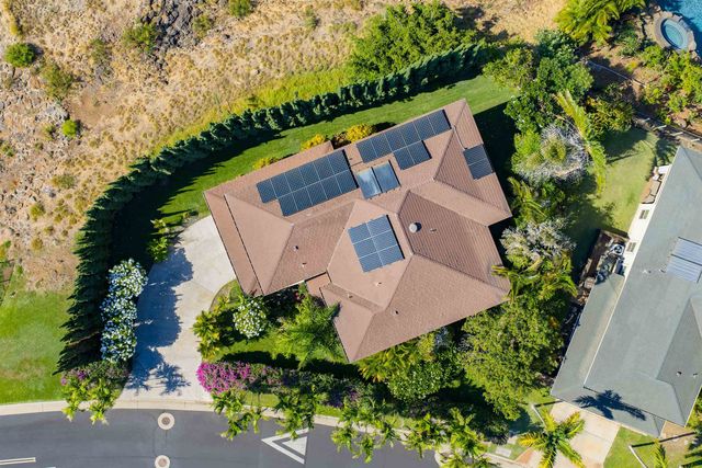 94 Laukahi St, Kihei, HI 96753